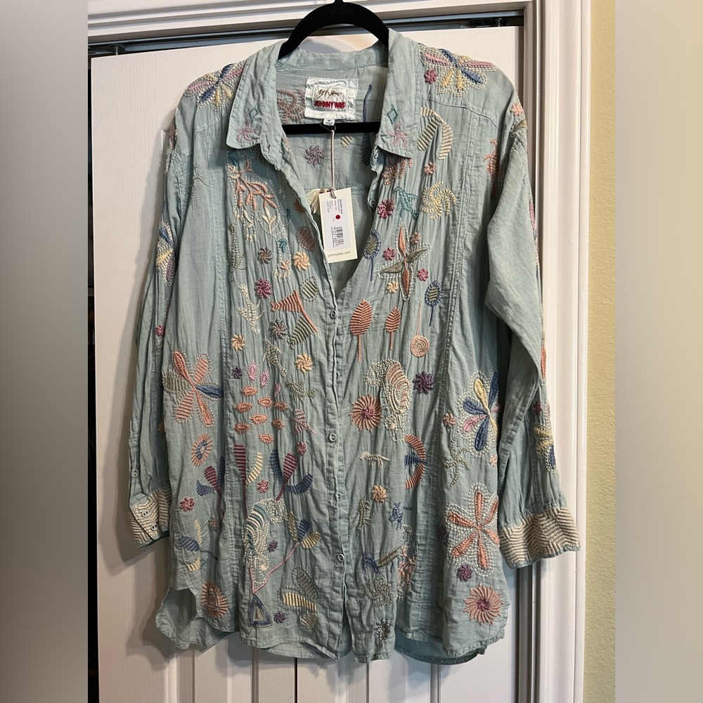 Johnny Was NWT Cosimia Embroidered Top Size Med